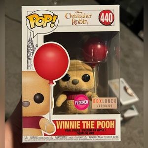 Funko Pop - Winnie the Pooh flocked with red Balloon